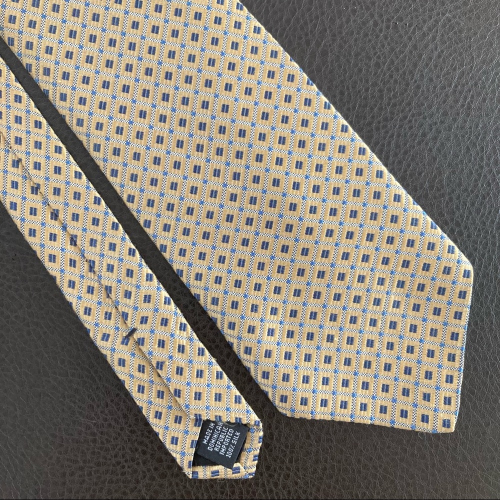 Van Heusen Necktie